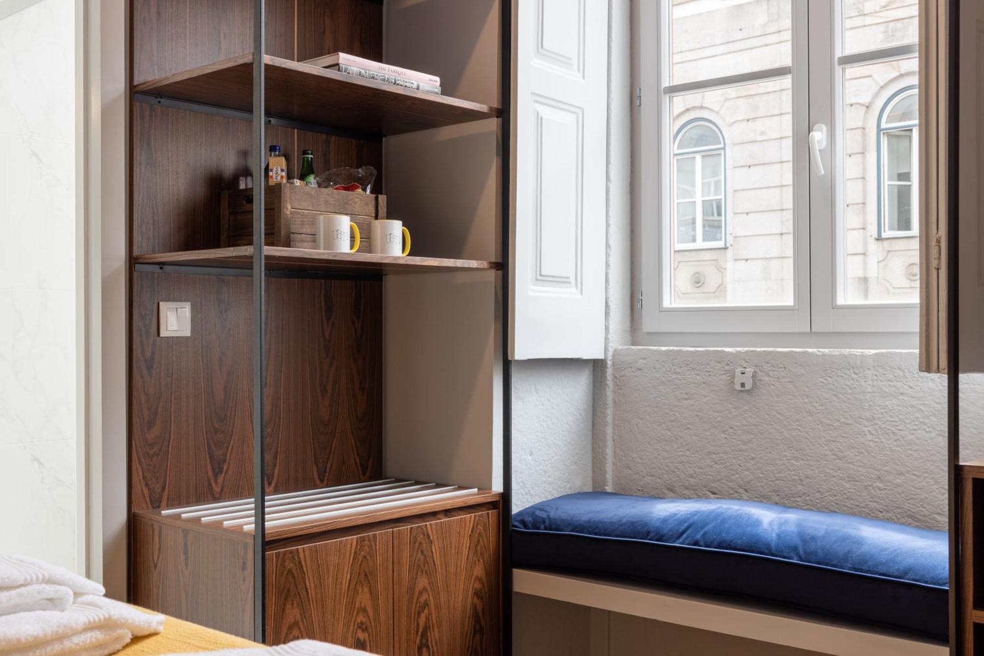 Utopian Hotel, A Charming Guesthouse Порто Екстериор снимка