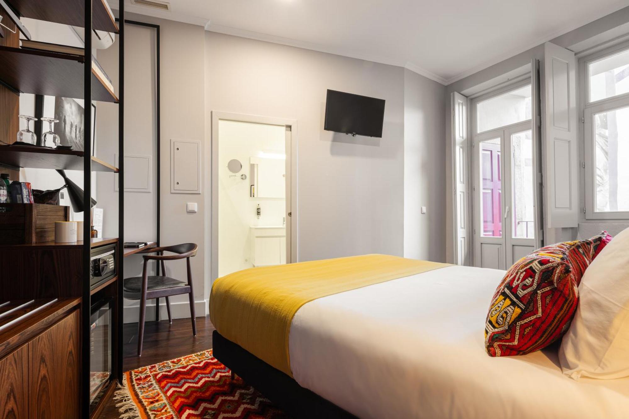 Utopian Hotel, A Charming Guesthouse Порто Екстериор снимка