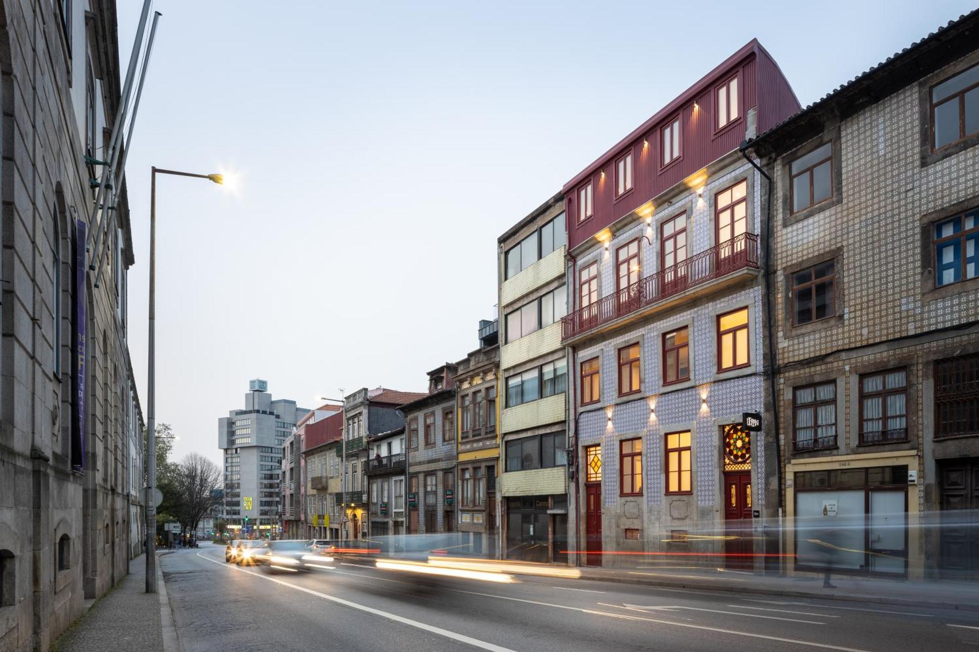 Utopian Hotel, A Charming Guesthouse Порто Екстериор снимка